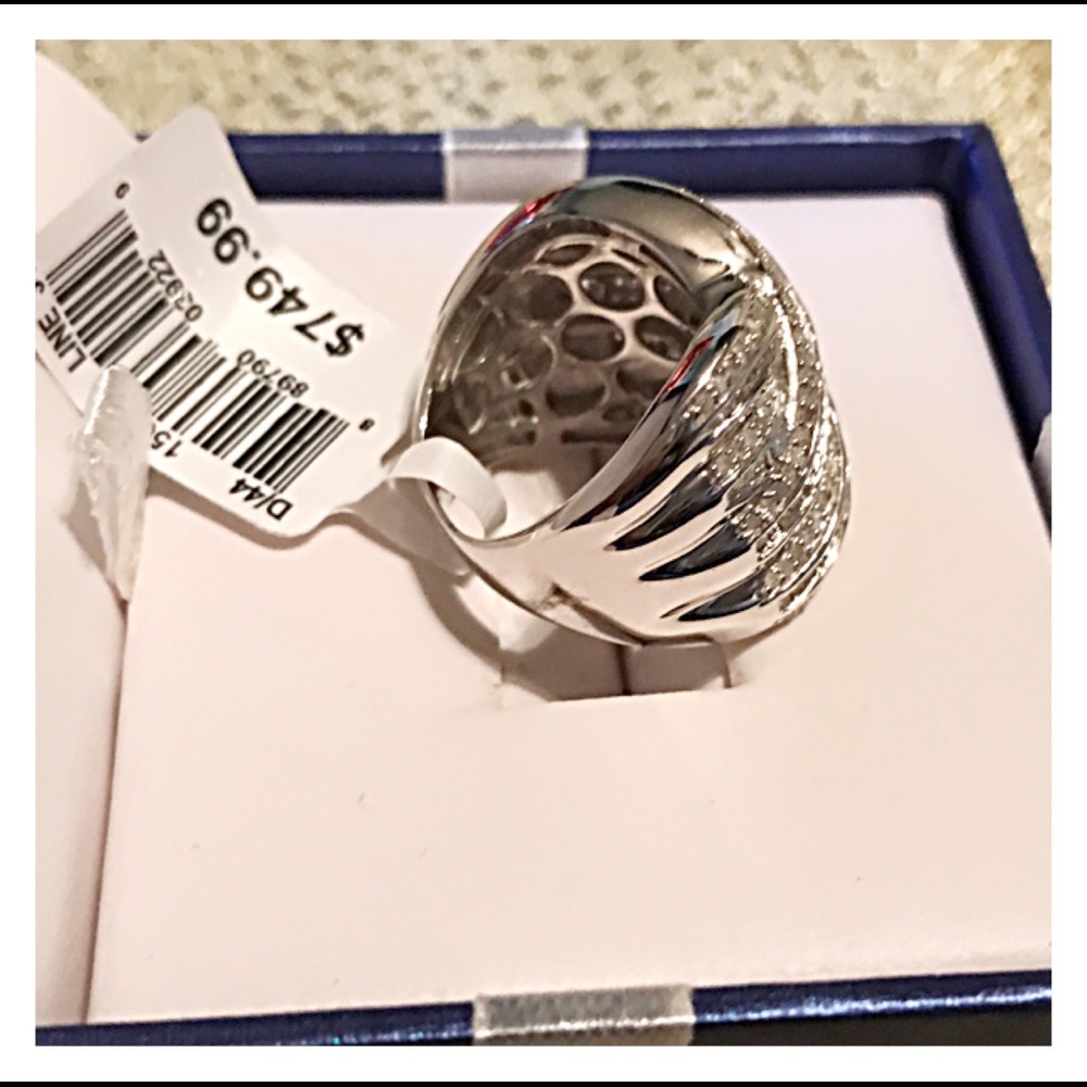 SS Diamond Ring - Picture 7 of 16